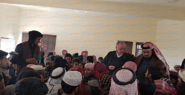 وزير العمل يتفقد مراكز استقبال الباحثين بمعان والبادية الجنوبية