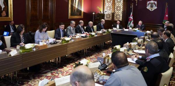 الملك البطالة تحدي كبير أمام الشباب والحد منها وتأمين مستقبل أفضل لهم أولويتي القصوى