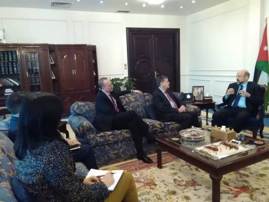 الرزاز يستقبل مساعد وزير الخارجية الأميركي