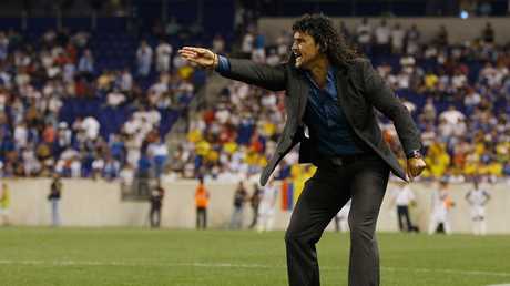 فضيحة جنسية تؤدي إلى إقالة مدرب فريق لكرة القدم