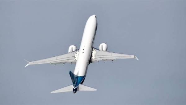 بريطانيا تعلق استخدام طائرة بوينغ 737 ماكس