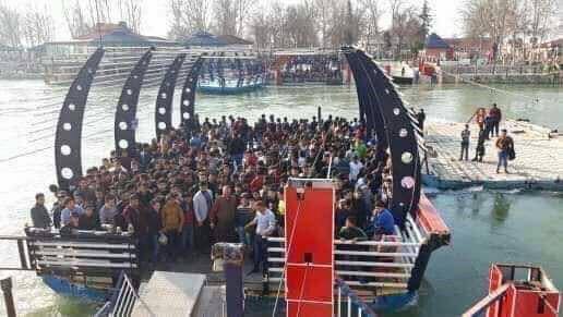 الفيديو والصور .. لحظة غرق العبّارة العراقية في نهر دجلة وارتفاع الضحايا الى 100