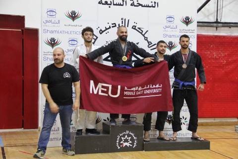 الشرق الأوسط تحصد الذهب في بطولة المملكة للجيوجيتسو