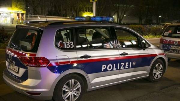 مدرب متهم باغتصاب قاصرات على مدار سنتين