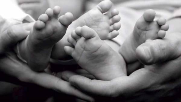 صينية تلد توأما من رجلين مختلفين وتعترف بذنبها!