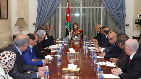 غنيمات للمتقاعدين العسكريين : نحتاج لوعي ويقظة من الجميع لتجاوز المرحلة الحالية