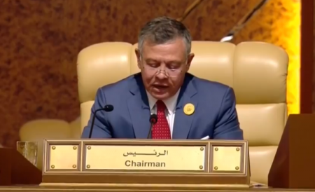 الملك يترأس الوفد الأردني المشارك في القمة العربية بتونس الأحد