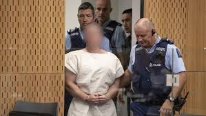 سفاح المسجدين يشتكي قلة المزايا في سجنه