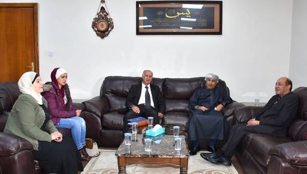 رئيس جامعة جدارا يلتقي الملحق الثقافي العُماني