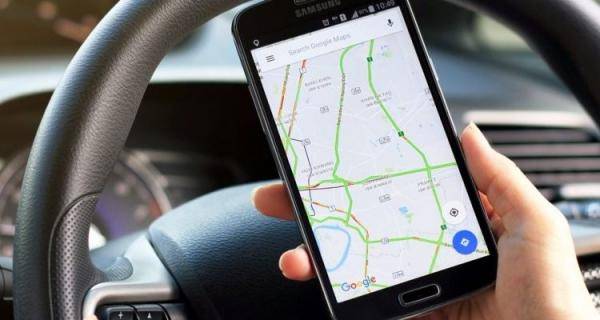 الحكومة توعز بتطبيق المخالفات على شركات النقل الذكي