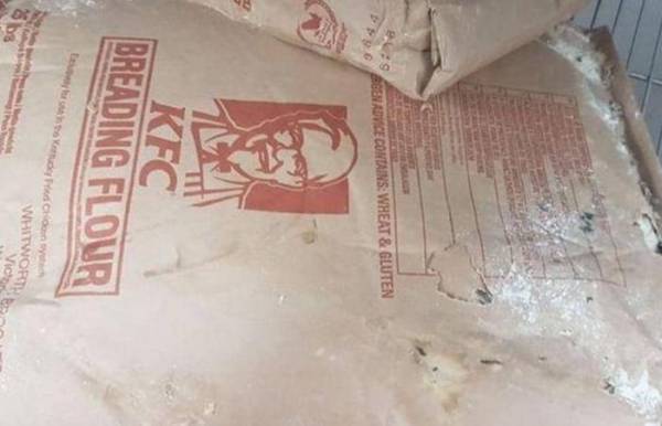 كنتاكي من الزاوية الأخرى.. صور لن يراها الزبون أبدا