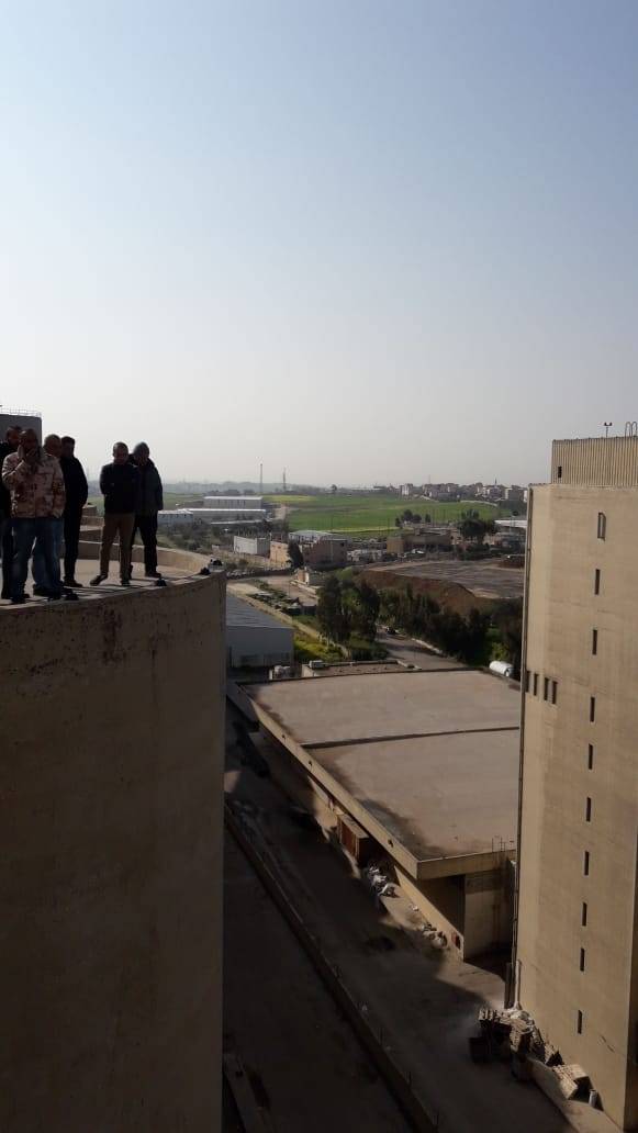 عمال صوامع الجويدة والرصيفة يتضامنون مع زملائهم في الرمثا ويطالبون بإقالة محيلان ..!! صور