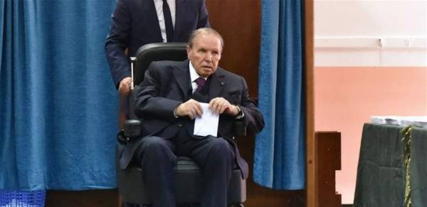 بعد إستقالة بوتفليقة .. المجلس الدستوري الجزائري يثبت شغور منصب رئيس الجمهورية