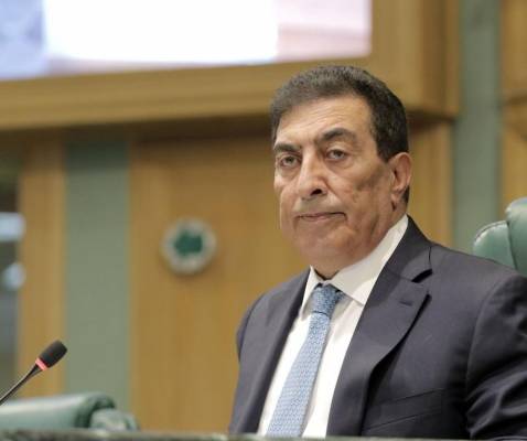 الطراونة يترأس وفد مكون من (7) نواب وعينان الى قطر