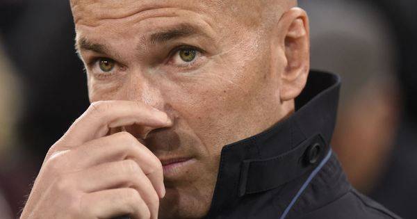 زيدان يضمن لأنصار الريال الفوز بـالليغا.. في حالة واحدة