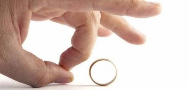 استمر زواجهما 24 ساعة فقط .. والسبب صادم!