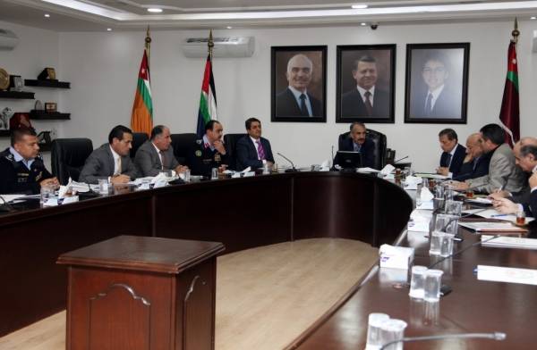 وزير الداخلية يلتقي رئيس جمعية المستشفيات الخاصة