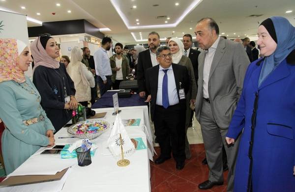 جامعة العلوم التطبيقية الخاصة تنظم يوما وظيفيا لخريجيها