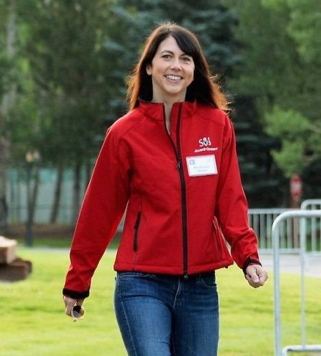 بالأرقام..ما الذي يمكن أن تشتريه زوجة رئيس أمازون بأموال تسوية طلاقها؟