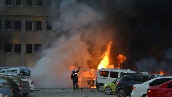 16 قتيلا بانفجار ضخم في باكستان