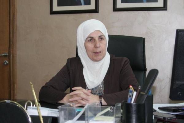 سؤال على مكتب الوزيرة اسحاقات .. هل تم الحجز على ممتلكات (700) اسرة في الطفيلة ؟