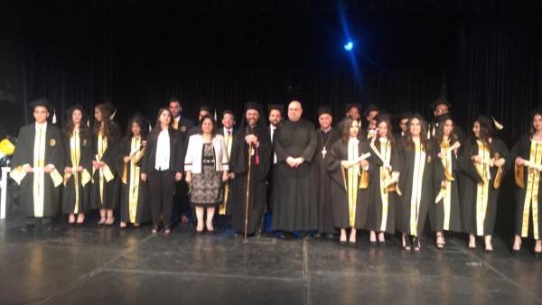 مدرسة الروم الكاثوليك تخريج الفوج التاسع لطلبة الثانوية العامة في مركز هيا الثقافي