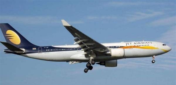 أكثر من ألف طيار يضربون عن العمل في هذا البلد