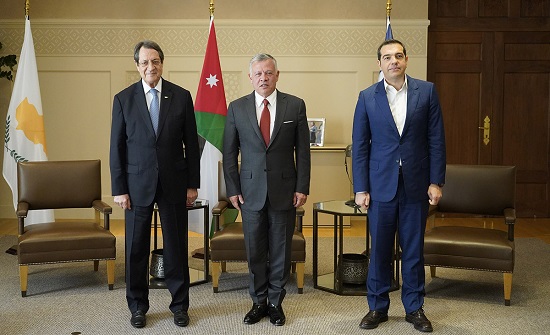 حديث جلالة الملك خلال القمة الثلاثية مع الرئيس القبرصي ورئيس وزراء اليونان في قصر الحسينية