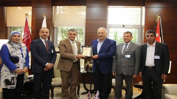 الشرق الاوسط والمكتبة الوطنية تبحثان بلورة مؤتمر دولي حول الملكية الفكرية