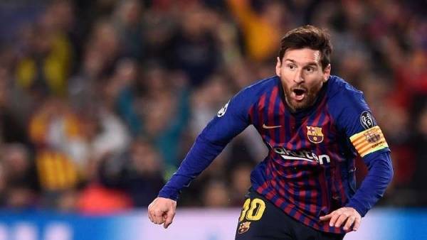 برشلونة يقصي اليونايتد بثلاثية ويبلغ نصف نهائي دوري الأبطال