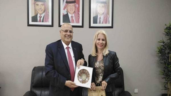 اعمال الشرق الأوسط تستضيف نظيرتها في جامعة The Bucharest University of Economics