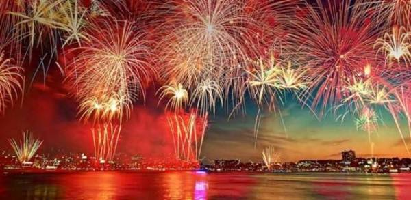 الحكومة تضع مزيدا من الضوابط على الاتجار والتعامل مع الالعاب النارية