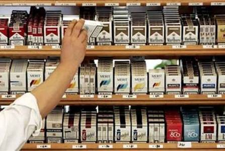 سحابة الدخان المهرب تمطر في عمان سجائر وكروزات