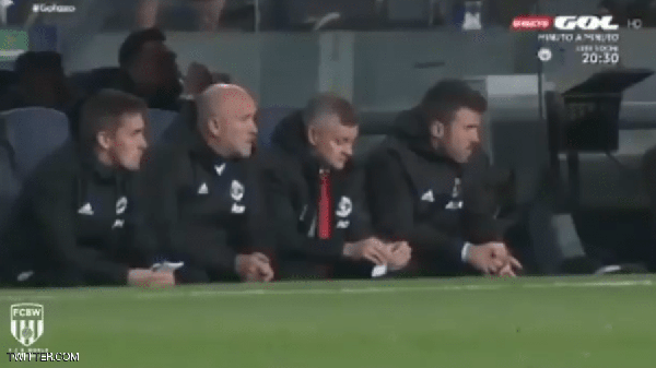 صور تكشف حركة خبيثة من حارس برشلونة تفضح تكتيك سولسكاير