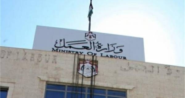 الزبن يؤكد:داومنا السبت وانجزنا كافة المعاملات .. و (100) معاملة على الراجع ..!!