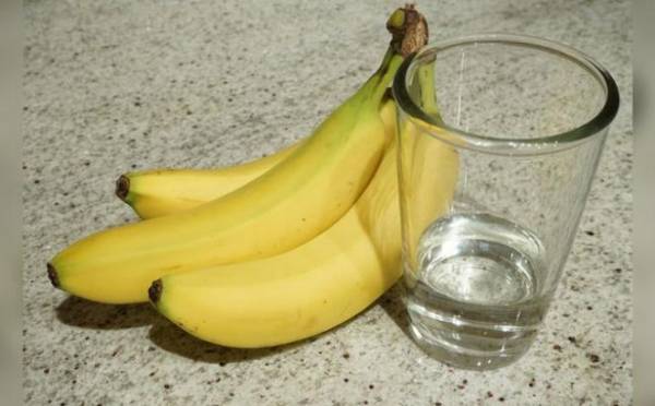 بالموز والماء الدافئ فقط تضمنون خسارة 18 كيلو في وقت قصير