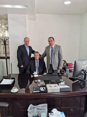 مدير الاتحاد الاردني لشركات التأمين ونائبه يلتقيان بالسيد احمد حسين خليل ويقدمان التهنئة بقدوم شهر رمضان المبارك