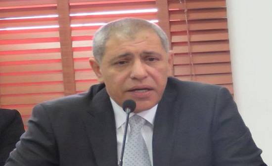 محافظ جرش مأمون اللوزي يلتقط فايروس التوقيفات الإدارية...