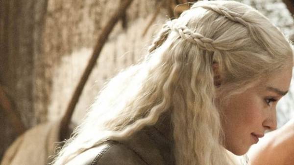 كيف ظهرت قهوة ستاربكس في أحد مشاهد مسلسل لعبة العروش؟