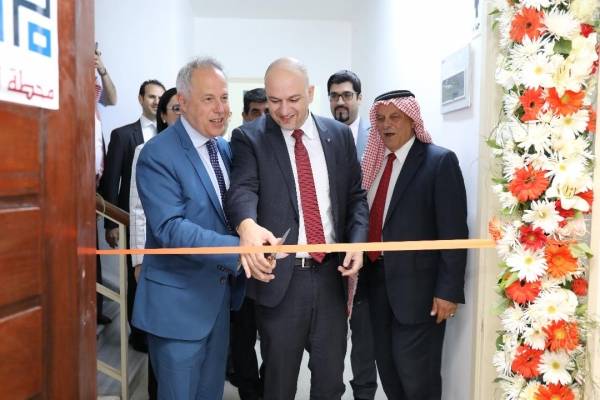 وزارة الاتصالات وOrange الأردن تفتتحان محطة معرفة إعمار الطفيلة