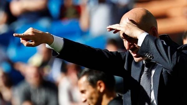 رسميا.. زيدان يعلن أول الراحلين عن ريال مدريد