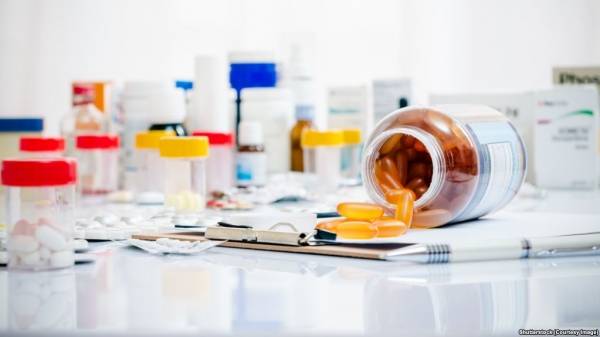 تفاصيل هامة..أدوية تُباع بفارق 200 عن السعر الأصلي وأخرى بفارق تسعة أضعاف