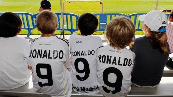 رونالدو: جمدت ما يكفي من الحيوانات المنوية لإنشاء فريق كرة قدم!