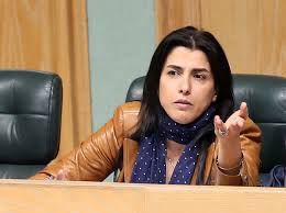 الفايز.. ما سبب إصرار دائرة الضريبة رفض دفع المستحقات؟..ومحاولات بائسة للتشهير