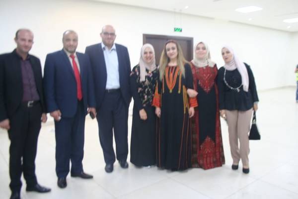 بادري تقيم اكبر مأدبة إفطار لعمال الوطن