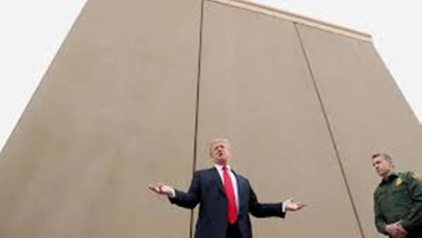 منع ترامب من بناء الجدار العازل بأموال الجيش بأمر قضائي