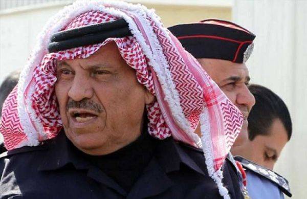 صرخه من مواطن الى وزير الداخلية .. محافظة العاصمة دمرتني وكسرتني وسأسلم صغاري للمحافظ لتربيتهم !!