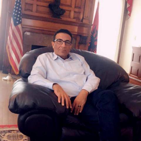 بعد تدريسه لمدة عام فيها .... أ.د. البدورمن جامعة هاورد الامريكيةيشيدبتطورجامعة عمان الاهلية