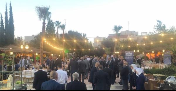 البنك العربي الإسلامي الدولي يقيم حفل إفطار لعملائه في البنك