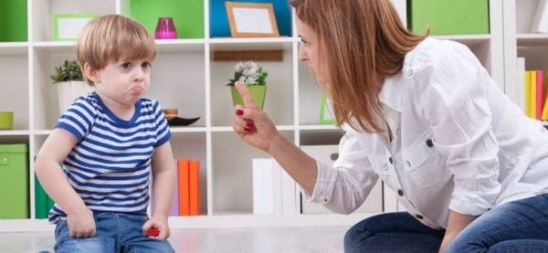 الى الاباء .. 5 عبارات توقفوا عن قولها فورا لأبنائكم